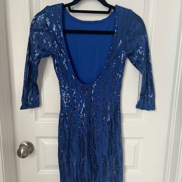 Sequin backless mini dress - Picture 4 of 6